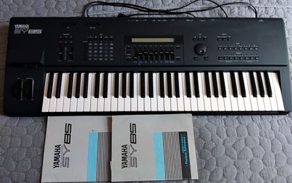 Yamaha-SY85